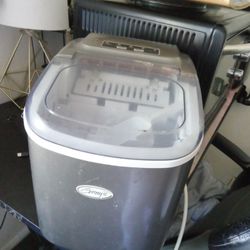 $25 Ice Maker