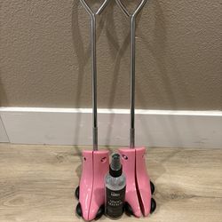 Boot/shoe strechers and spray