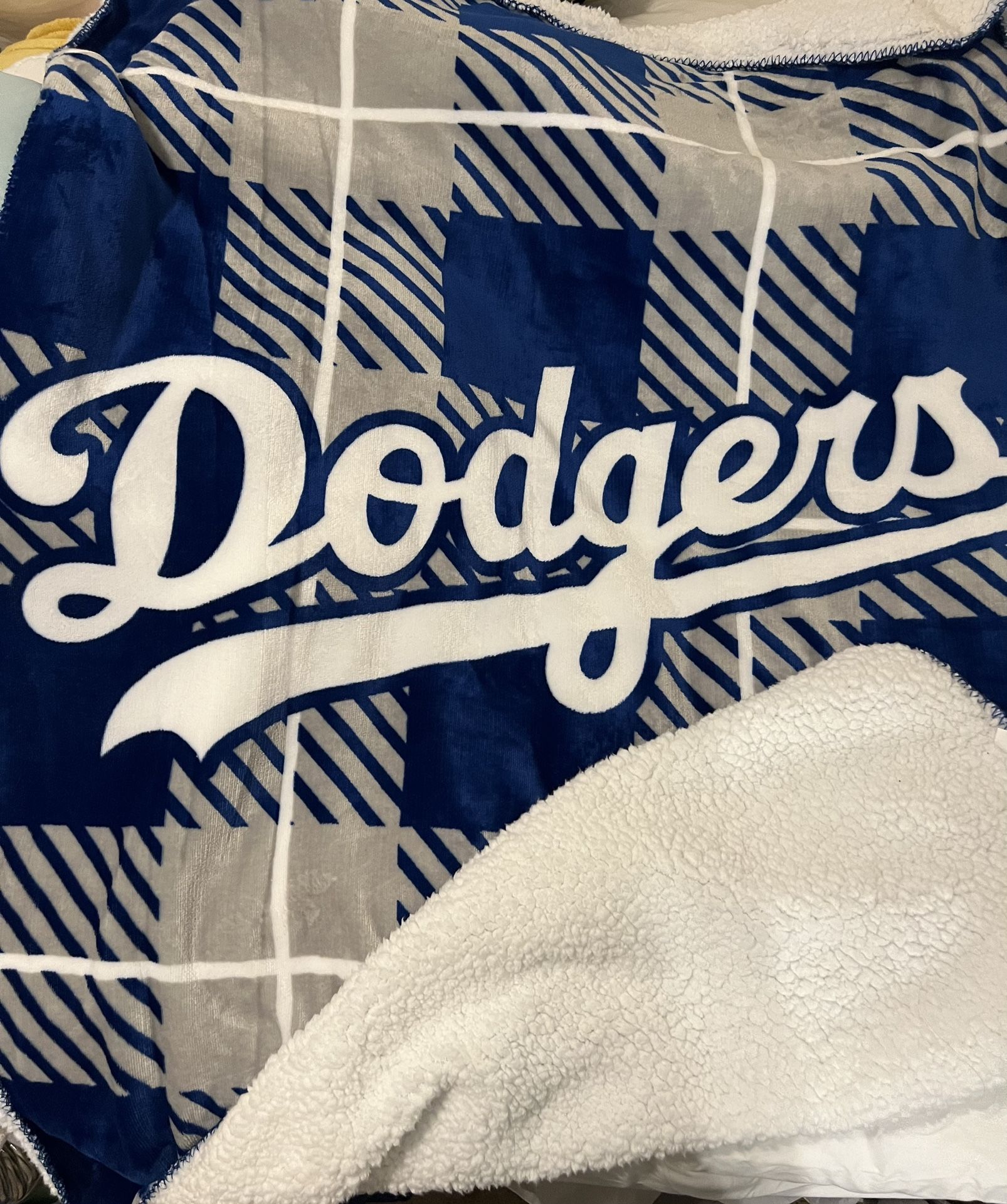 Dodger Blanket