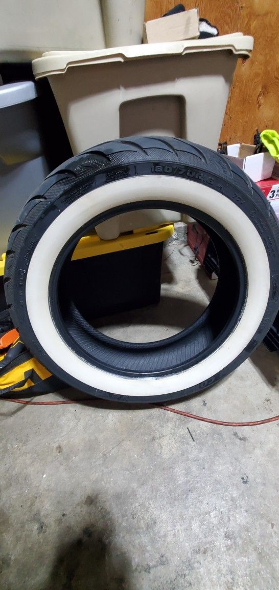 Harley Avon Cobra 180 70 16 Rear Whitewall Tire