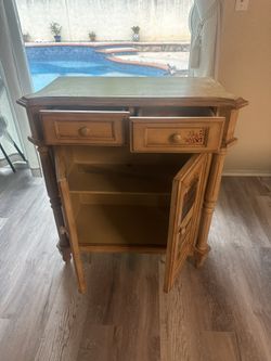 Kitchen Cabinet/bedroom, Living Room Cabinet