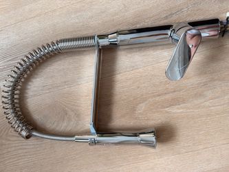 GROHE 7K Pre-Rinse Kitchen Faucet
