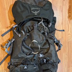 Osprey Ariel 65 Hiking Backpack 