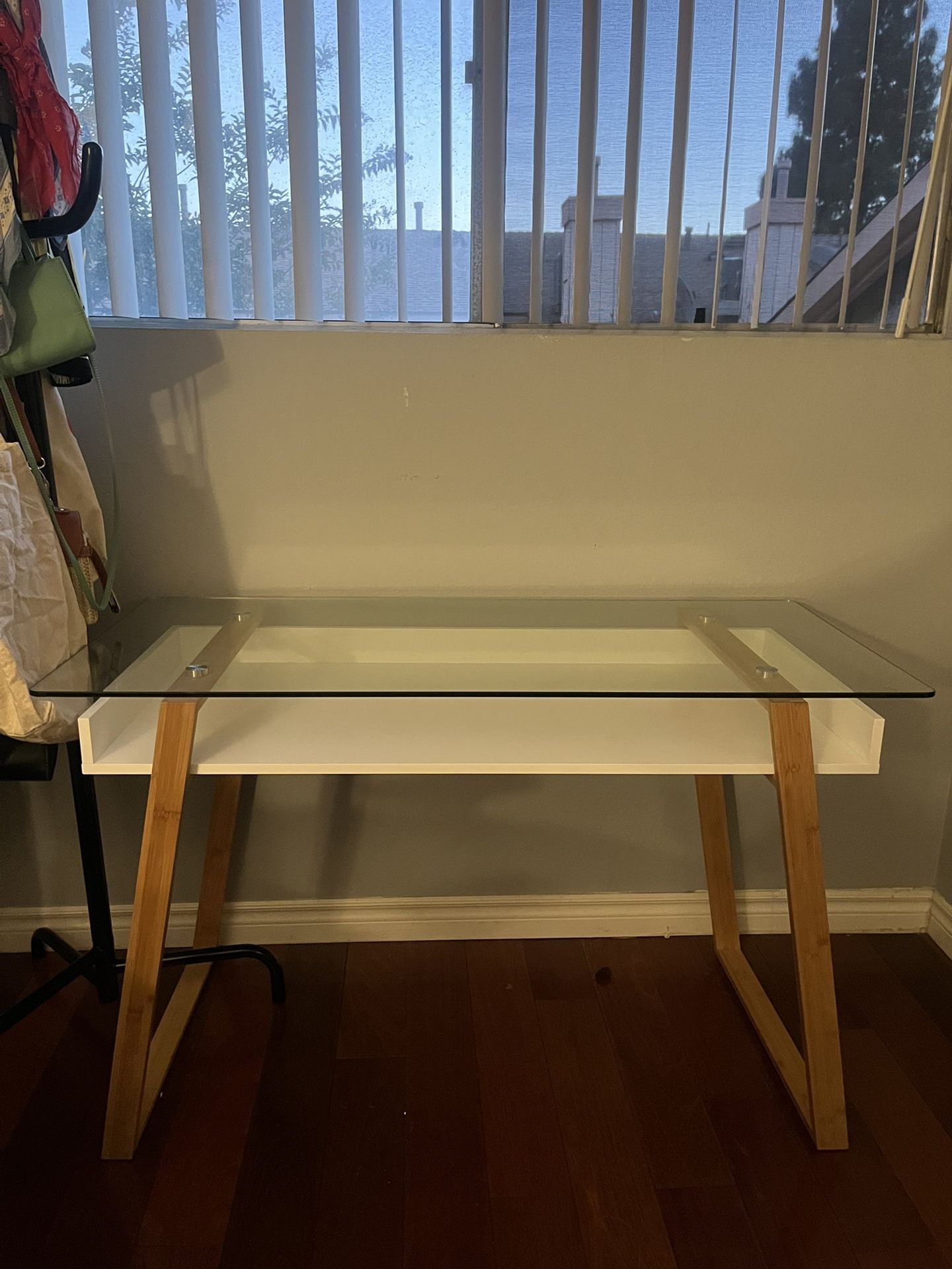 Desk/ Vanity