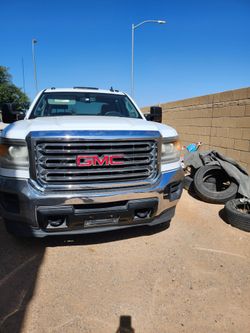 2016 GMC Sierra 6.0 Gasoline
