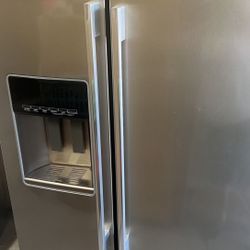 Refrigerator Kenmore