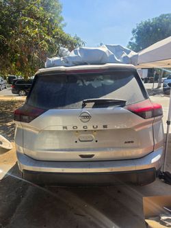 Parting out a 2024 nissan rogue AWD