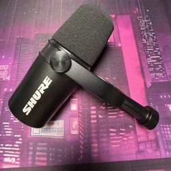 Shure MV7X 