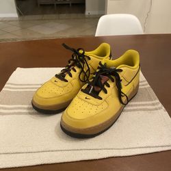 Air force 1's size 6.5 in men's 