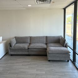 Reversible L Chaise Cloud Couch Sectional / Sofa [FREE Delivery🚚]