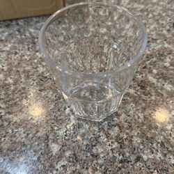 PLASTIC DRINKING CUPS
