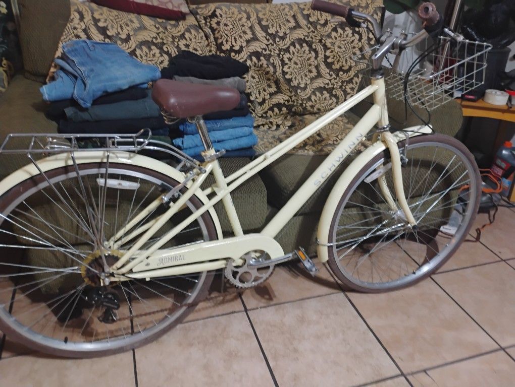 26 Inch Unisex Bicycle Called Admiral $100