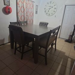 Kitchen Table 