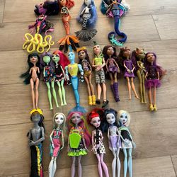 Monster High Dolls Lot 