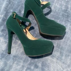  Green Shoes , 9 Size