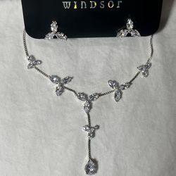 Windsor Lariat Necklace