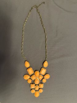Vintage Estate Boho Fashion Bib Necklace Peach Pale Orange