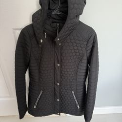 Black Lightweight Women’s Coat 