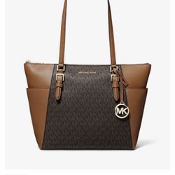 Michael Kors ( Charlotte)  
