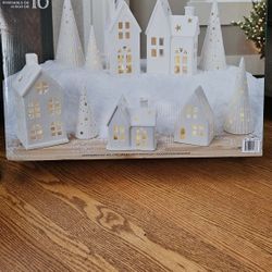 Christmas  Stuff 2.00,3.00,5.00,10.00+20.00.