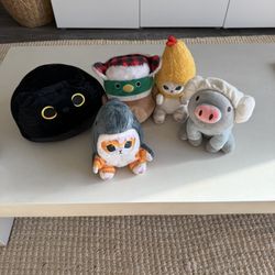 Cute Stuffed Animals/Toys Plushie Lot