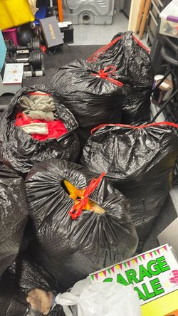 Several Bags of nice clothes