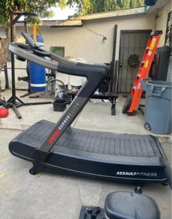 AssaultRunner Elite Treadmill – Heavy-Duty Commercial Grade