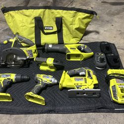 Ryobi 18V One + Tool Kit W/Bag