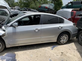 2010 Nissan Altima parts