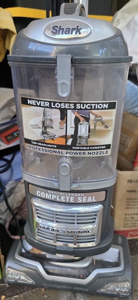 Shark Navigator Vaccum