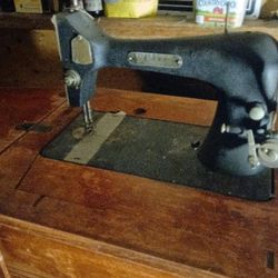 Vintage White Sewing Machine 
