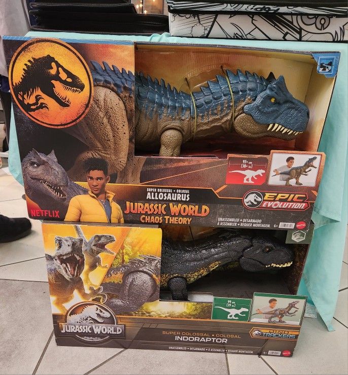 Jurassic World Large Indoraptor And Allosaurus