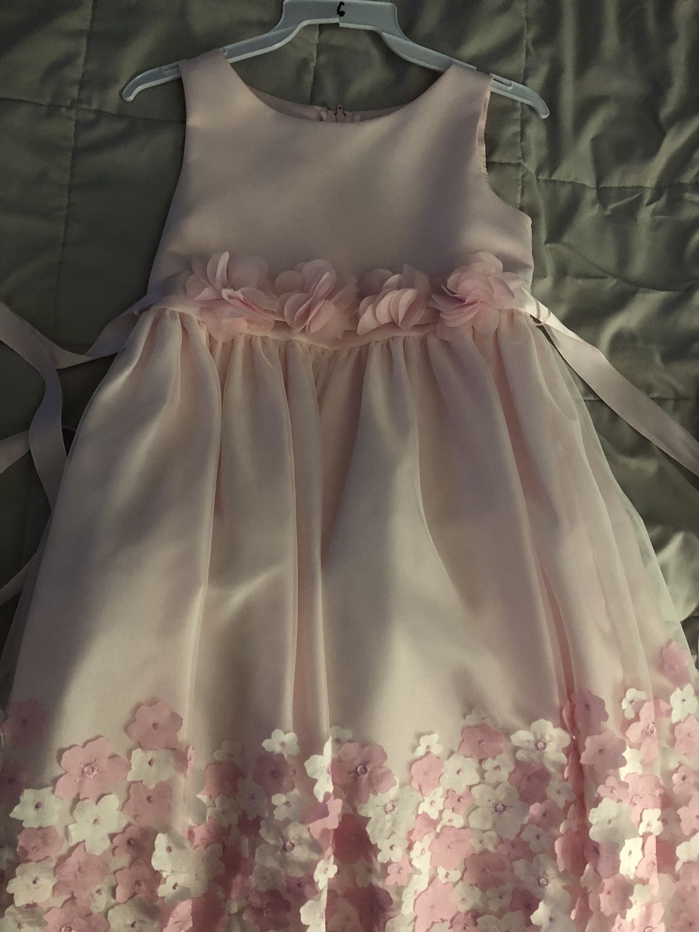 Girls dress, size 5/6