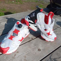 Reebok Fury Pumps Collaboration Hello Kitty