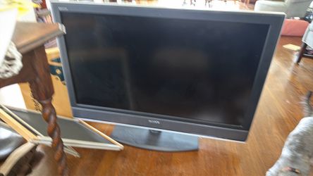 Free Sony TV (older model)