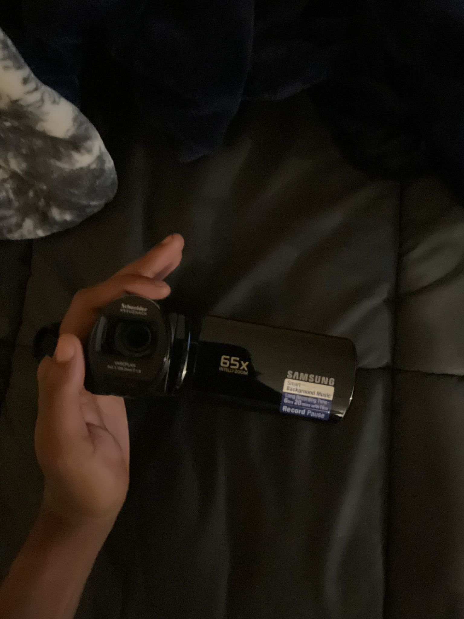 Samsung 65x Hand am