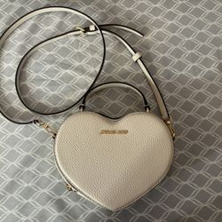 Michael Kors Jet Set Small Heart Handbag Crossbody Bag