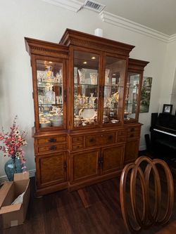 Ernest Hemingway collection dining set with China cabinet