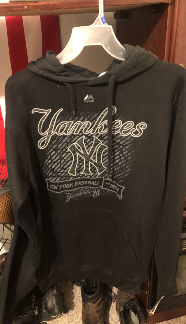 Brand new Men’s Yankees hoodie for Sale in Indianapolis, IN - OfferUp