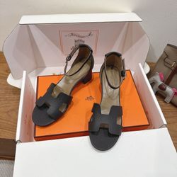 Brand new leather Hermes sandals available in your choice of color sizes!