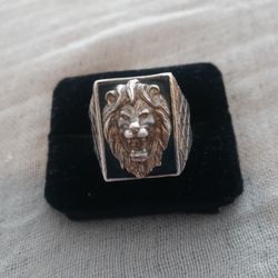 One Sterling Silver Black Stone Lion Ring Head Size 13