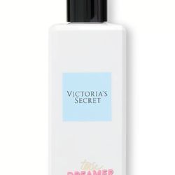 New Victoria's Secret Tease Dreamer Body Lotion Fragrance. 