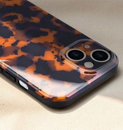 Tortoise Shell Silicone C a s e for iPhone 15 Pro, Brown Amber