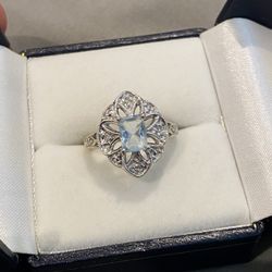 10K AQUAMARINE DIAMOND RING  