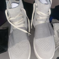 Adidas Yeezy Boost 750 Size 10