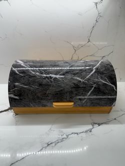 bread holder