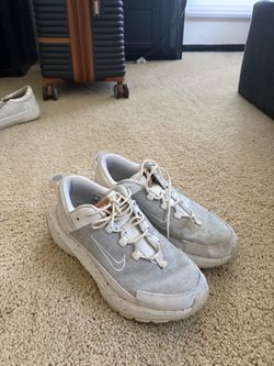 Nike shoes women’s
