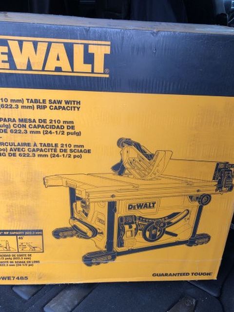 NEW Dewalt 8-1/4" (210mm) Table Saw With 24-1/2" (622.3mm) RIP Capacity