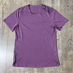 Lululemon Men’s Small Purple Short Sleeve Shirt Running Workout Gym Athletic