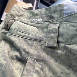 Ski Pants    Googles    And   Gloves